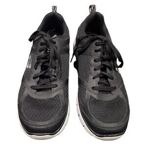 New Men's Skechers Relaxed Fit Memory Foam Sneakers, Athletic Shoes Size 11